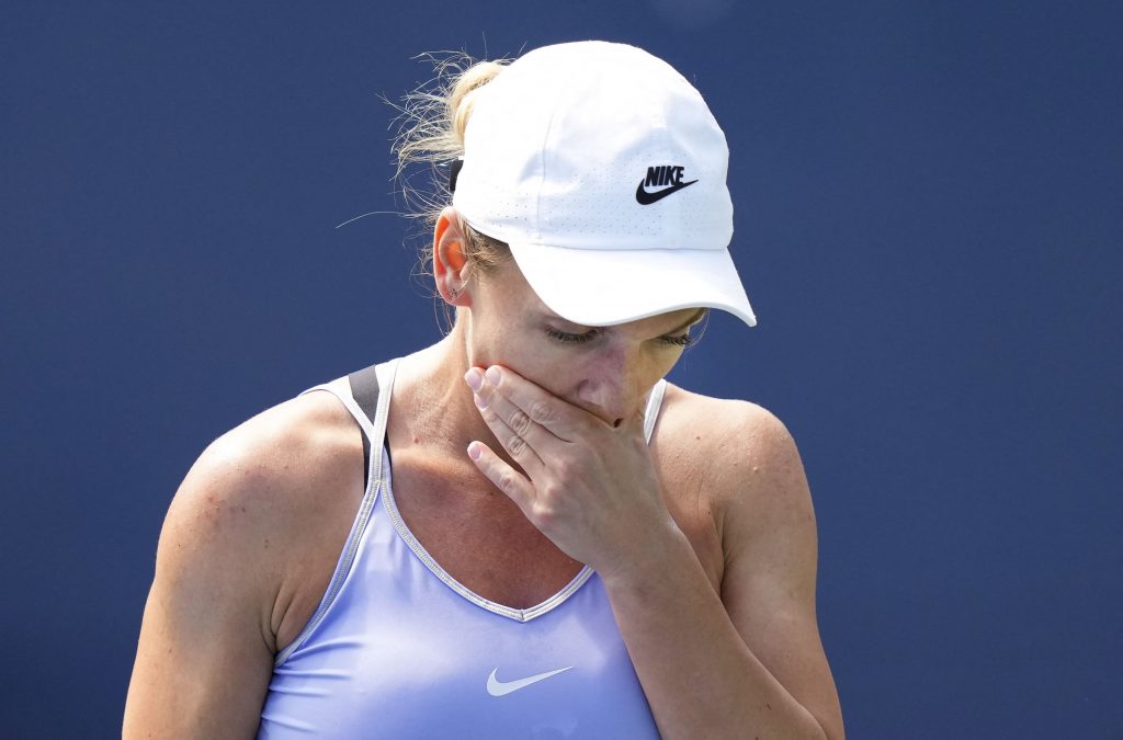 Presa internaţională scrie pe larg vineri despre suspendarea provizorie de către Agenţia Internaţională de Integritate în Tenis a Simonei Halep pentru un test pozitiv făcut la US Open din acest an.
