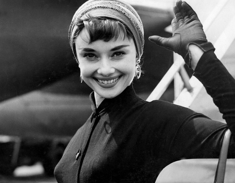 20 ianuarie: 33 de ani de la moartea legendarei Audrey Hepburn, simbolul rafinamentului și al eleganței. Ce i-a adus sfârșitul