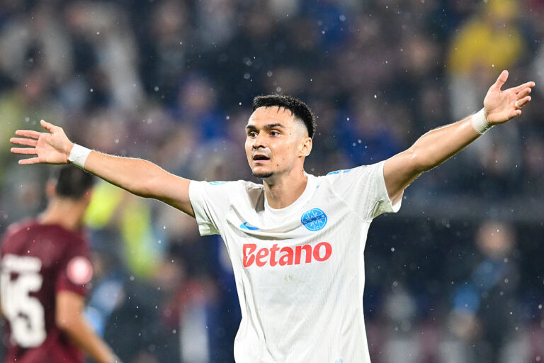 Adrian Șut pleacă de la FCSB! Mijlocașul campioanei va juca în Emiratele Arabe Unite