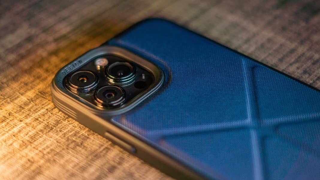 Alertă de securitate Apple: milioane de iPhone-uri trebuie repornite urgent