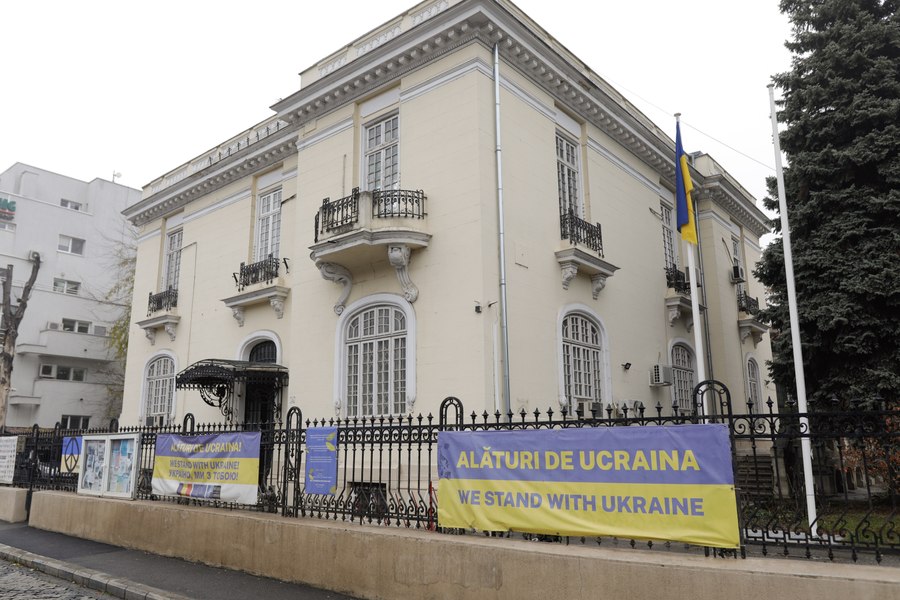 Ambasada Ucrainei clarifică legea dublei cetățenii, după acuzațiile de discriminare a României