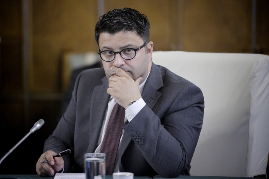 Ambasadorul României la NATO, Dan Neculăescu, ar putea fi viitorul ambasador în SUA