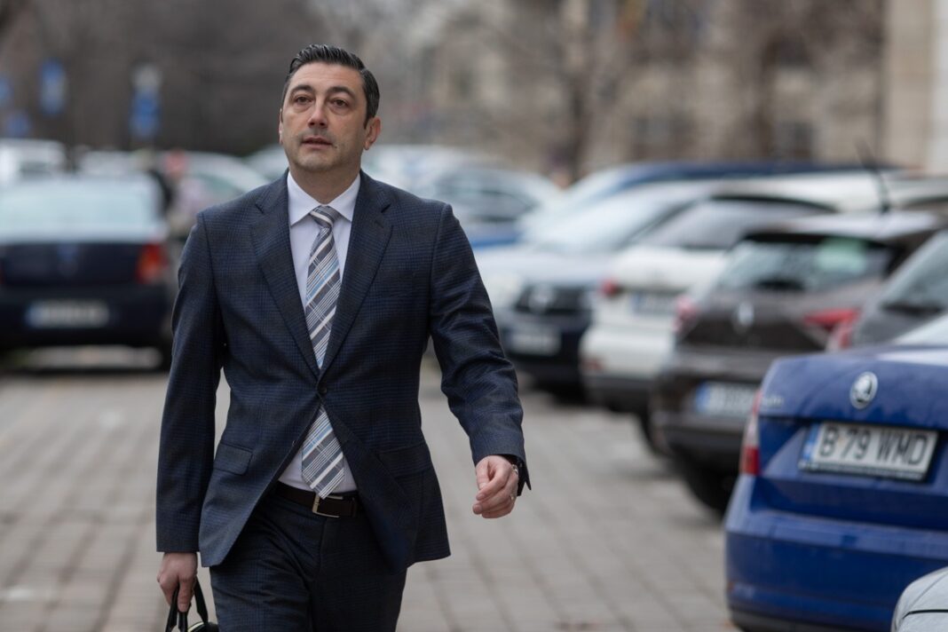 ANALIZĂ Procurorul general al României, între alb și negru / EXCLUSIV Alex Florența: Le-am făcut dosare extremiștilor Călin Georgescu și Diana Șoșoacă / Avem cazuri grele: Euroins, Sidex, Tinmar, Micula / Danileț: Florența tace complice după Recorder și întâlnirea de la Cotroceni, unde s-au dezvăluit fapte penale din sistemul judiciar
