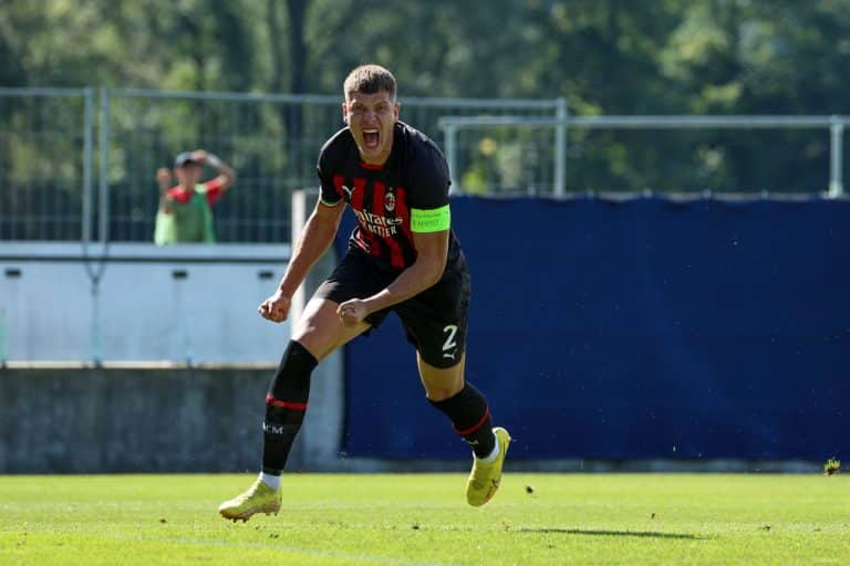 Andrei Coubiș, transfer în proporție de 99% la U Cluj! Fundașul crescut la AC Milan a ales echipa lui Cristiano Bergodi