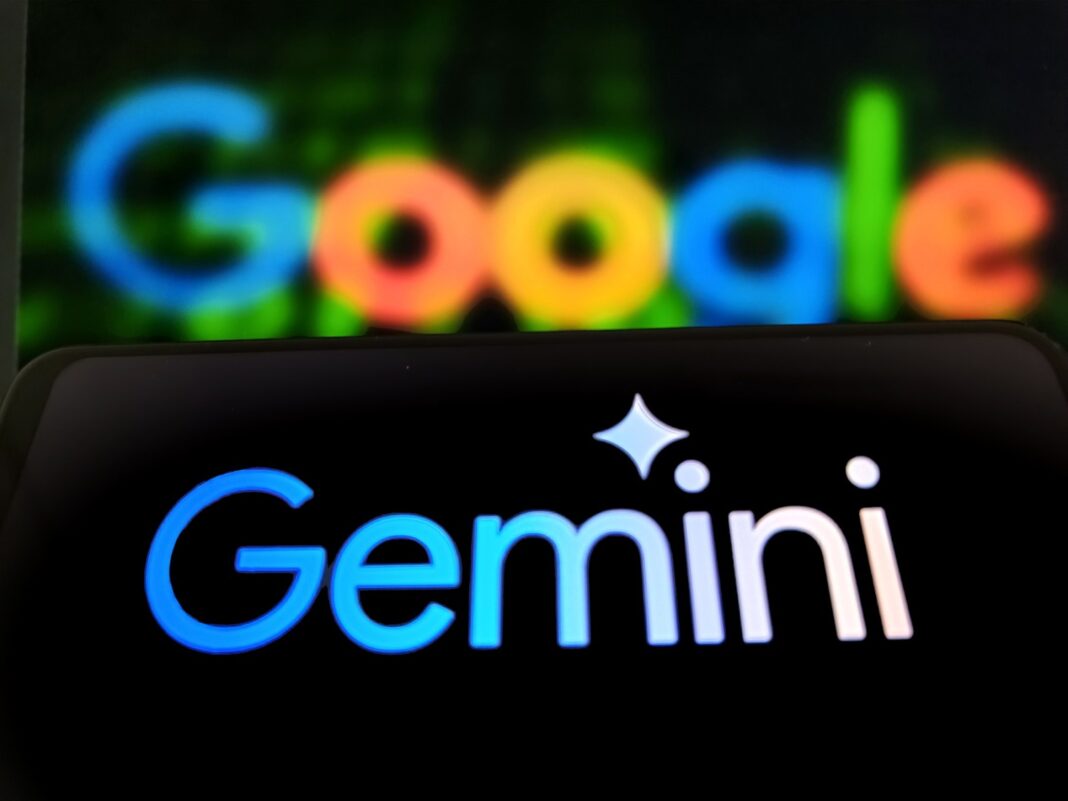 Apple se aliază cu Google pentru integrarea Gemini în funcțiile sale de inteligență artificială
