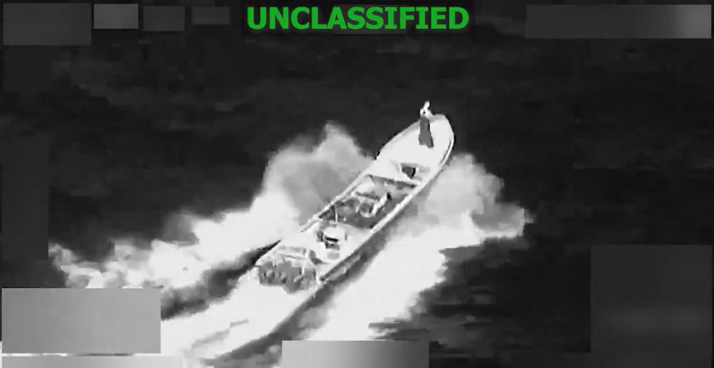 Armata SUA a scufundat o ambarcațiune suspectată de trafic de droguri în Oceanul Pacific: „Doi narco-teroriști au fost uciși, iar unul a supraviețuit”