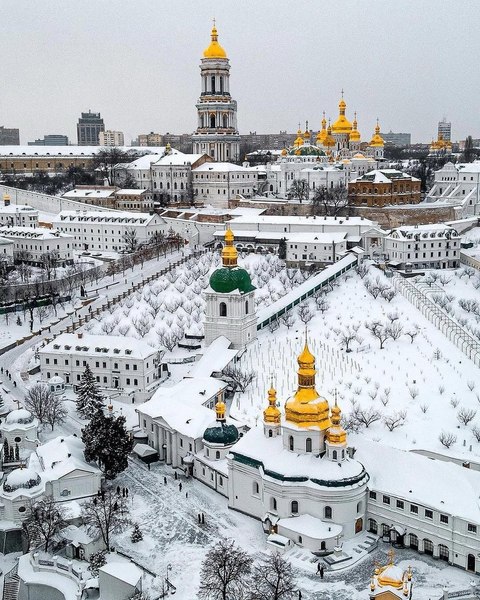 Atacul aerian al Rusiei a avariat Lavra Peșterilor din Kiev, cel mai important lăcaș al ortodoxiei ucrainene. Este pentru prima dată de la Al Doilea Război Mondial