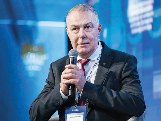 Bertis, care operează preponderent în domeniul industriei cărnii, comercializării produselor alimentare şi alimentaţiei publice, controlat de familia Berszány din Covasna, investeşte 14 mil. euro într-un nou sediu