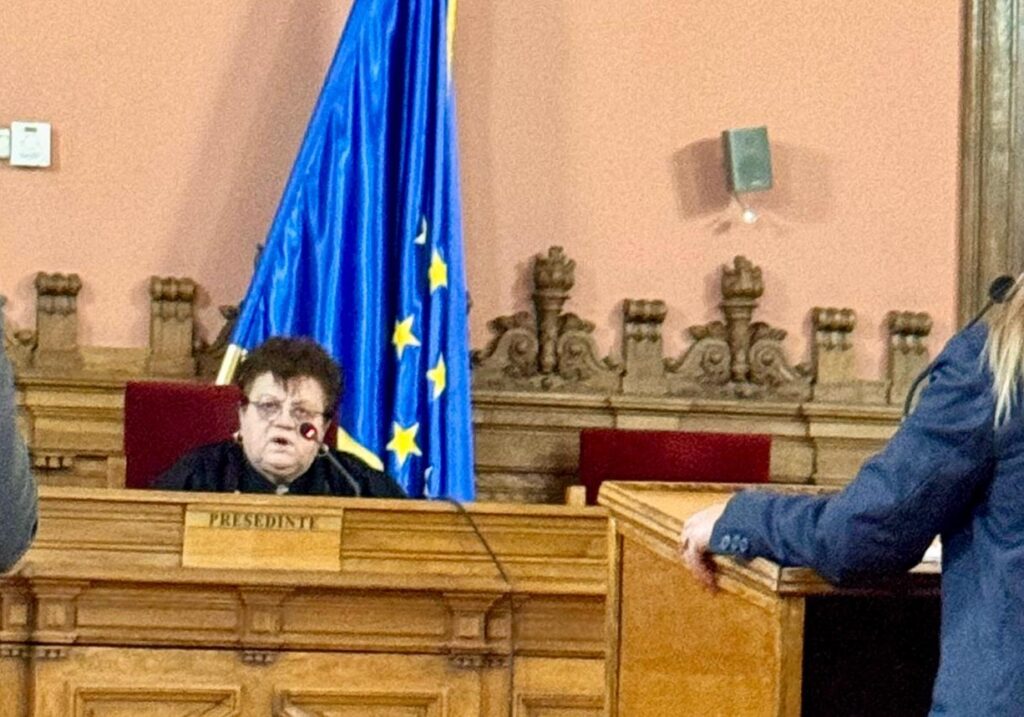 BREAKING Curtea de Apel București a amânat din nou cererea avocatei AUR Silvia Uscov de suspendare a judecătorilor CCR Dacoan Dragoș și Mihai Busuioc