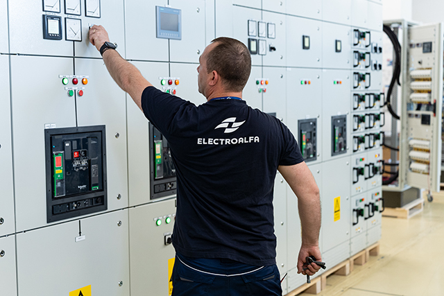 Bursă. Electroalfa îşi detaliază strategia înainte de debutul ofertei de listare la Bursa de Valori: expansiune internă şi chiar externă, investiţii în energie şi posibile achiziţii