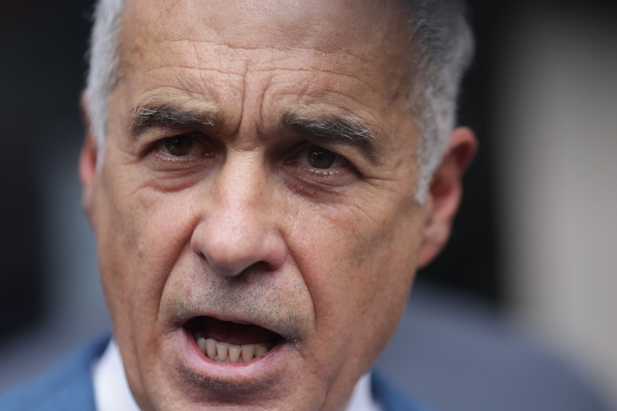 Călin Georgescu a pierdut procesul cu Autoritatea Națională de Supraveghere a Prelucrării Datelor cu Caracter Personal. Ce amenzi trebuie să plătească