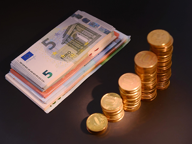 Ce spune The Economist despre România în 2026: va avea o creştere economică de 1,5%. Anul trecut a dat 3,1% pentru 2025, mult peste realitate. Dar ce nu spune e mai important: are patru pagini în plus de publicitate faţă de anul anterior, semn că anul viitor este văzut cu încredere de către marile companii şi bănci globale