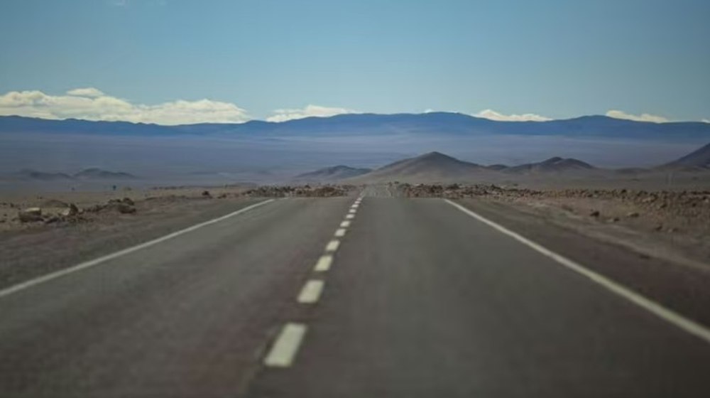 Cea mai lungă autostradă din lume traversează 14 țări, leagă două continente și se întinde pe 30.000 de km: drumuri prin deșert, junglă, munți și orașe