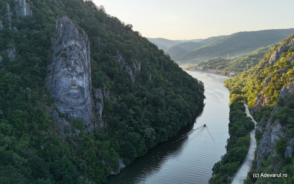 Cele mai frumoase 10 locuri din România de vizitat în 2026. Destinațiile admirate de turiști din toată lumea