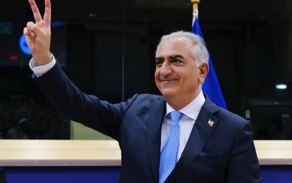 Cine este Reza Pahlavi, fiul ultimului șah al Iranului, care susține protestele anti-Khamenei