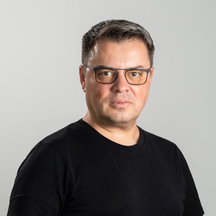 Cine sunt primii loviţi de revoluţia tehnologică a inteligenţei artificiale. Cea mai expusă meserie la înlocuirea cu roboţi VIDEO