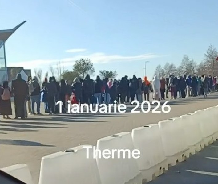 Cozi uriașe în prima zi din an la Therme București: „Singura baie a fost o baie de mulțime”