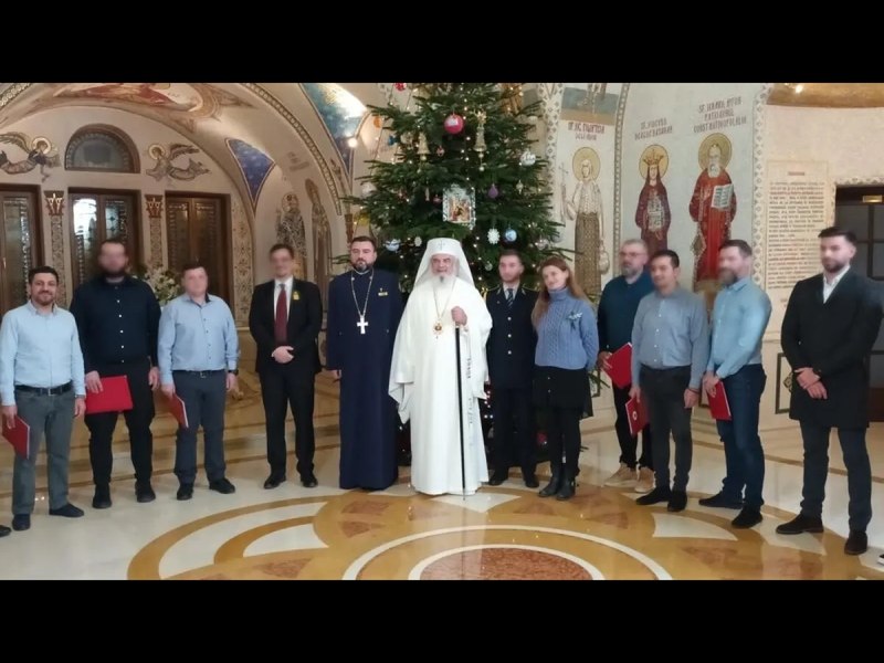 Criminalul evadat Abdullah Atas îl colinda pe Patriarhul Daniel, alături de directorul ANP: „Au trecut 4 zile de la fuga criminalului”. Reacția Bisericii Ortodoxe