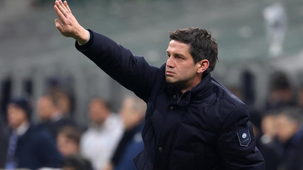 Cristi Chivu își plătește datoriile către Jose Mourinho. Legendarul antrenor sugerase că Inter e o pălărie prea mare pentru român