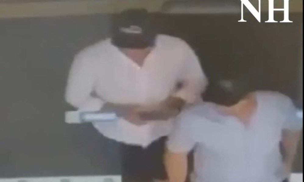 Cum acționau doi români care au furat peste 50.000 de dolari de la femei pe care le păcăleau în parcări din Australia