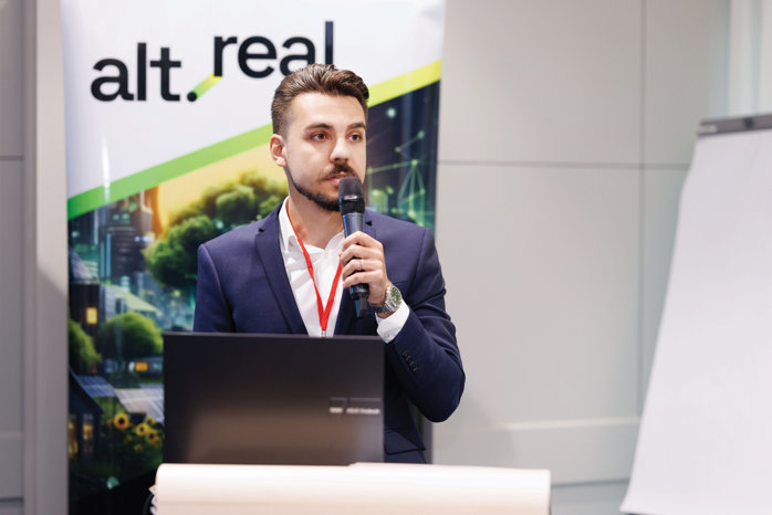 Cum încearcă Lucian Toader de la Alt.Real să repare haosul din fotovoltaice înainte ca acesta să se transforme într-o criză. ”În următorii 2-3 ani vrem să mergem cu platforma noastră în Ungaria, Polonia, Slovacia”