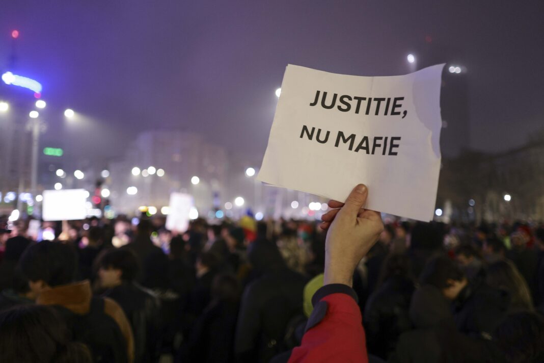 Declic și Funky Citizens prezintă public amendamentele pentru reforma justiției. Premierul, somat să își asume răspunderea