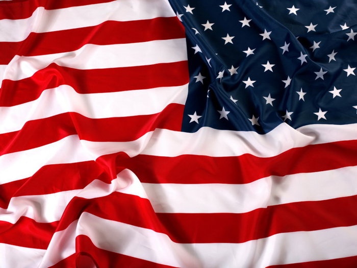 Din culisele cursei nebuneşti de a salva Saks Global, ultimul mare retailer de lux al Americii, copleşit de competiţia dură, slăbiciunea sectorului de lux, inflaţie şi tarife