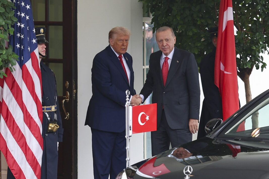 Donald Trump îl invită pe președintele turc Erdogan să facă parte din Consiliul de Pace pentru Gaza