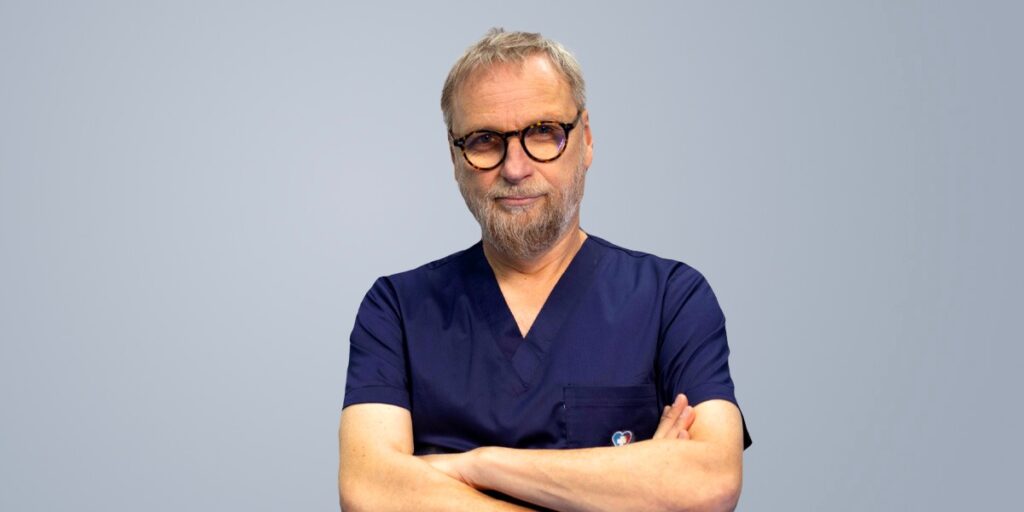 Dr. Cătălin Iacob, medic primar radioterapie, medic specialist oncologie,  MedLife : „Avem supraviețuiri impresionante pentru unele cancere, din ultimii ani”