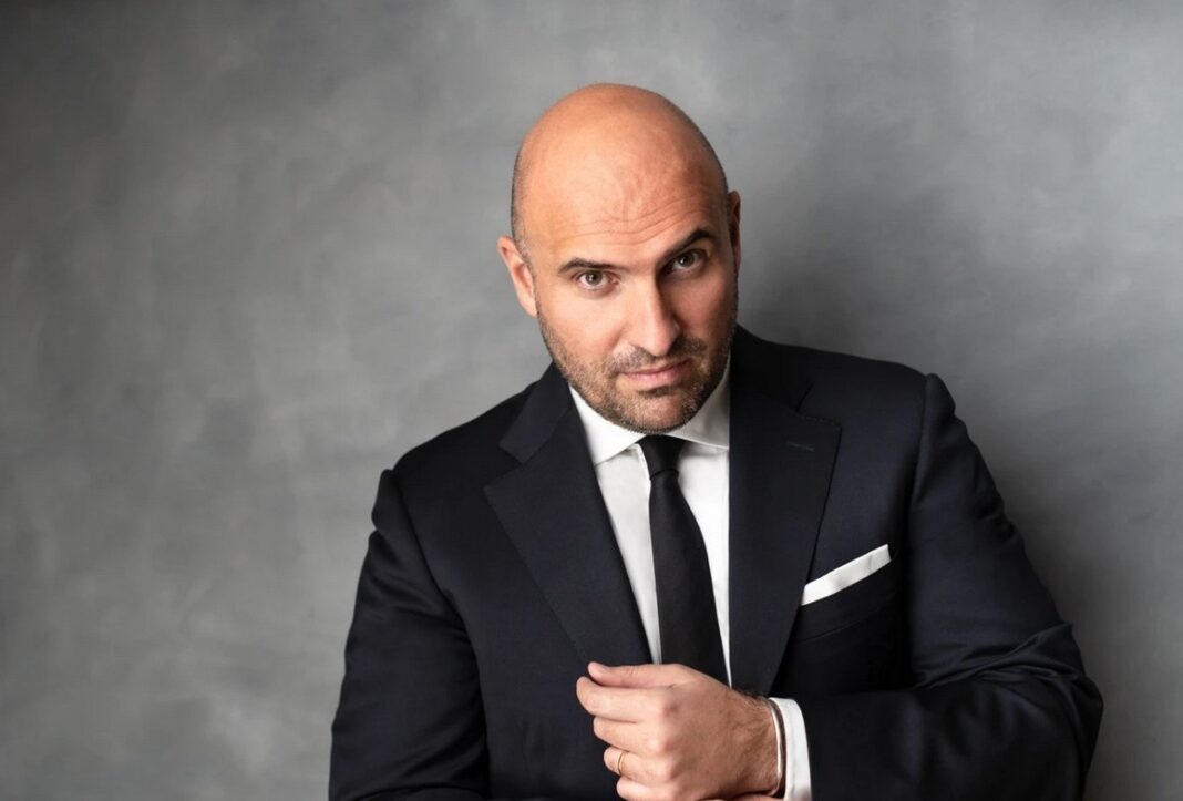 Drept la replică / Gabriel Zbârcea: Nu am avut și nu am nicio simpatie pentru Mișcarea Legionară sau vreo altă organizație extremistă sau interzisă de lege