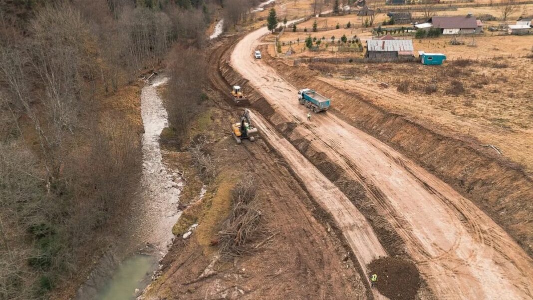 Drumul „Valea Doftanei” se scumpește cu 19 milioane de lei / Noul deviz ajunge la peste 330 de milioane de lei / Va fi o variantă la Valea Prahovei