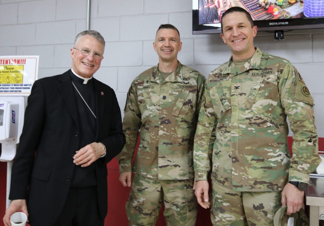 „Este moral acceptabil” ca trupele americane să nu respecte ordinele contrare conștiinței lor, afirmă arhiepiscopul Broglio