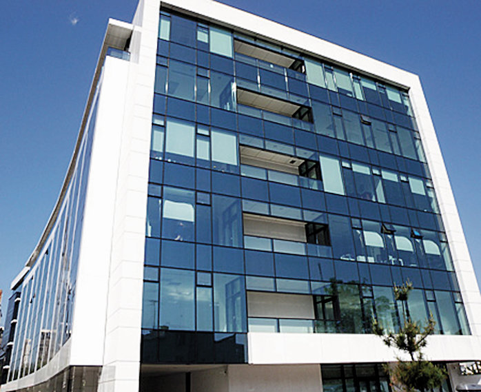 Firma de avocatură PeliPartners a asistat Star Residence Invest, companie de investiţii în sectorul imobiliar listată pe piaţa AeRO a BVB, în procesul de achiziţie a clădirii de birouri Polonă 68