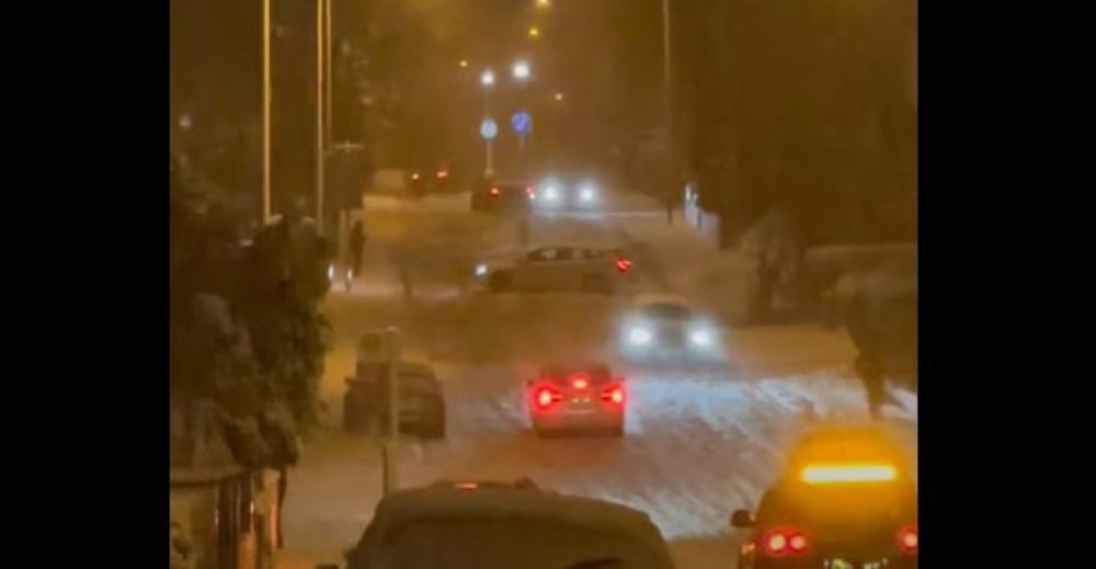 Furtuna Goretti paralizează Marea Britanie: pene de curent,zeci de zboruri anulate, şcoli închise și mii de oameni afectați