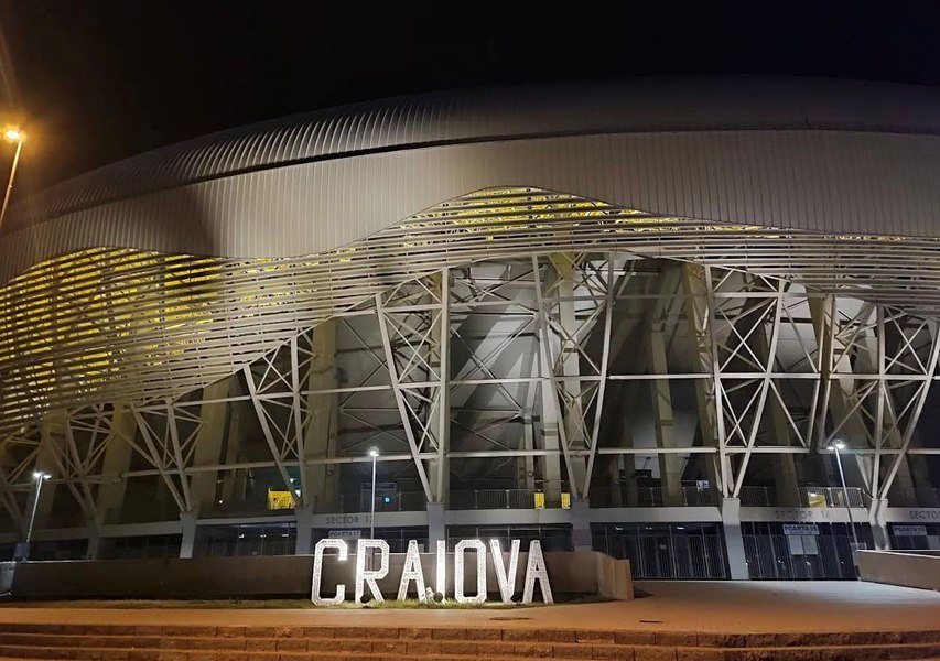Hotelul-fantomă din inima stadionului „Ion Oblemenco”: timp de 8 ani, cladirea nu a văzut pas de om. Motivul straniu pentru care a fost abandonat