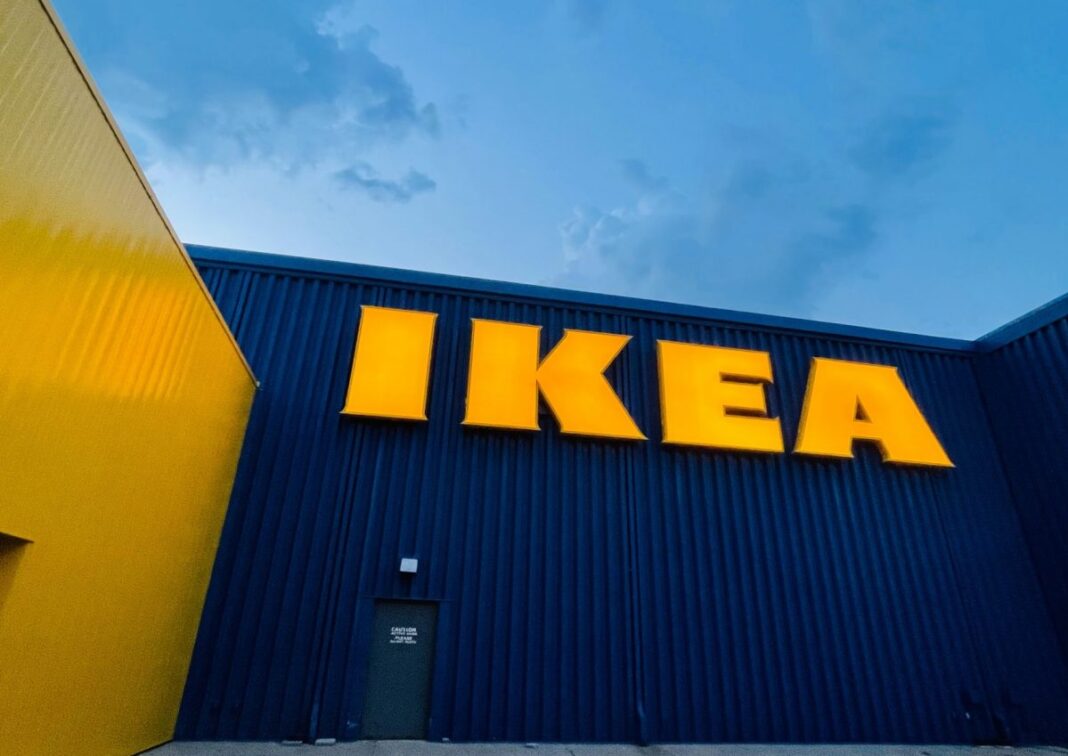 IKEA va închide șapte magazine în China, în contextul unei schimbări de strategie