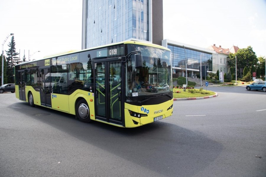 Indiferență revoltătoare. Un bărbat a murit într-un autobuz. Motivul halucinant pentru care călătorii nu au alertat șoferul