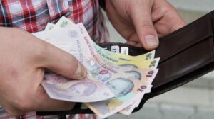 Inflația încetinește în UE, dar România rămâne campioana scumpirilor