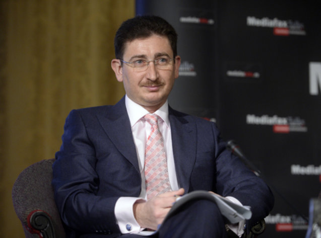 Înţelegere anticoncurenţială pe piaţa ochelarilor de lux din România. Amenzi de 4,5 milioane de lei