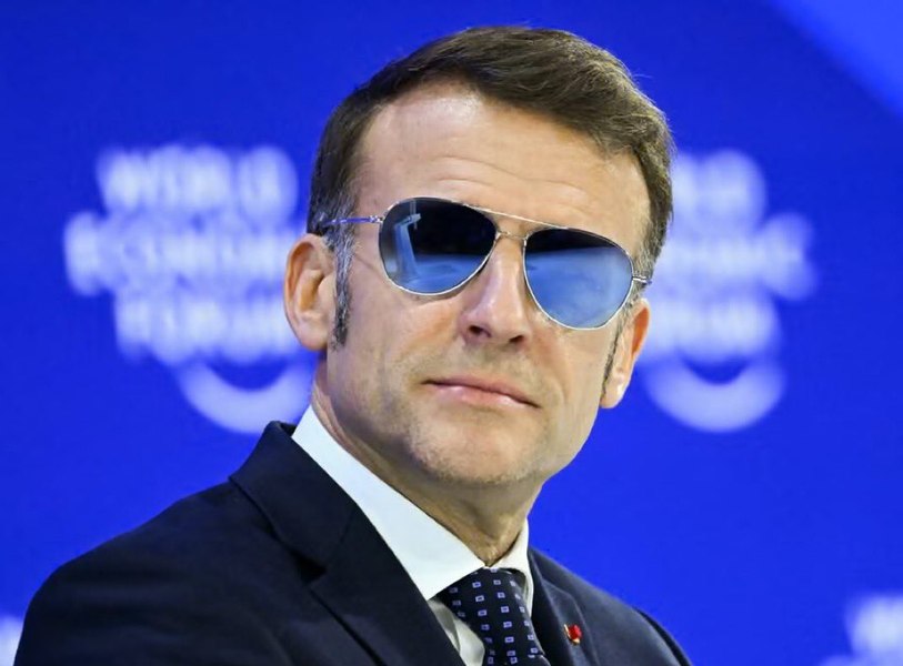Internauții, cuceriți de ochelarii stil „Top Gun