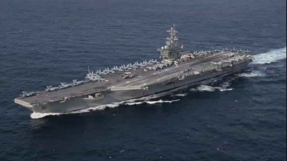 Iranul amenință SUA cu „un răspuns mai dureros și mai decisiv”. Portavionul american a ajuns în Oceanul Indian