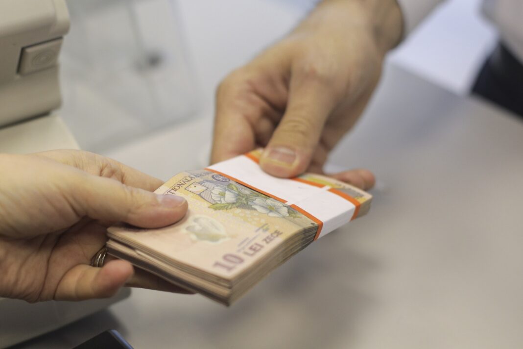 Legea privind pensiile private, promulgată de către președintele Nicușor Dan / Nu mai poate fi retrasă toată suma din Pilonul II într-o singură tranșă, ci doar 30%