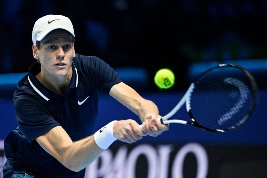 Liderul ATP, la pas în semifinale la Australian Open – Sinner, duel electrizant cu Djokovic