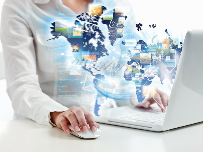 Livrările globale de PC-uri au crescut cu 9,6% în T4 2025, depăşind aşteptările. Piaţa se pregăteşte însă de un 2026 volatil marcat de o nouă criză a memoriilor