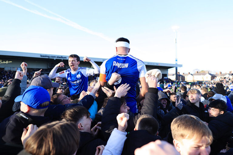 Macclesfield scrie istorie în FA Cup! Echipa din liga a 6-a visează la o nouă minune în fața lui Brentford