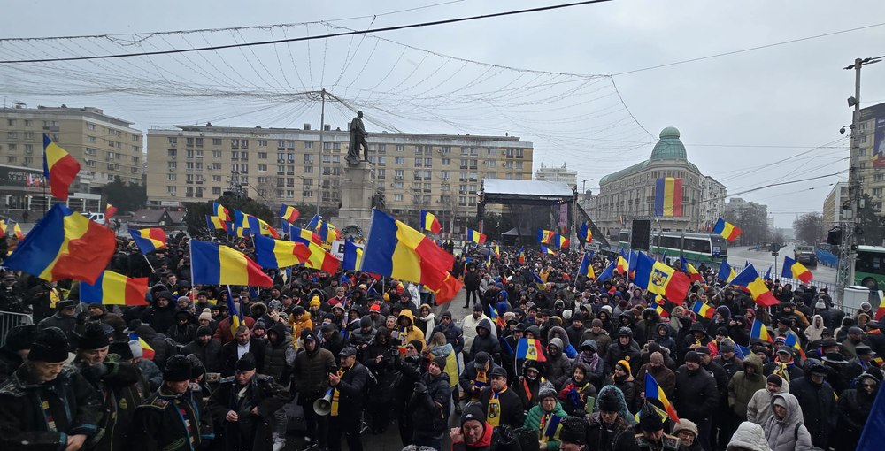 Marș de Ziua Unirii la Iași. AUR susține că a adunat peste 2.000 de persoane. Petrișor Peiu: „A început un drum care nu s-a sfârșit încă”