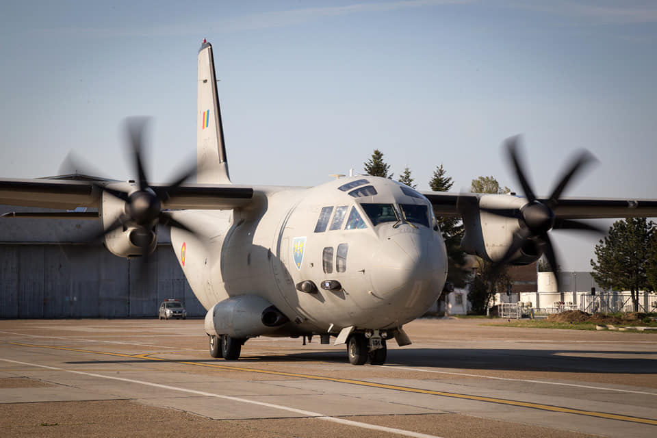 Ministrul Apărării, declarații de presă despre transportul președintelui Nicușor Dan cu aeronava Spartan de la Paris