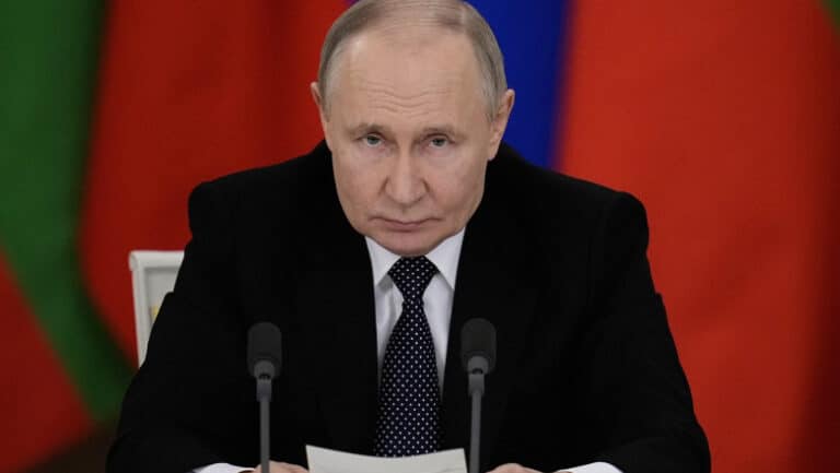 Moscova pune condiții dure pentru pace: teritoriul, „linie roșie” în negocierile cu Ucraina