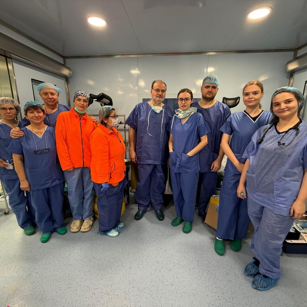 NEWS.ro: Agenţia Naţională de Transplant: Patru transplanturi salvatoare de la un singur donator / Prelevarea de organe, de la un pacient de 30 de ani, la Spitalul Universitar de Urgenţă Bucureşti
