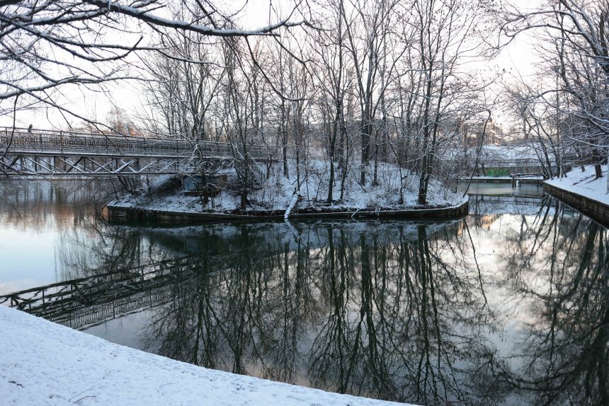 NEWS.ro: ANM - În intervalul 11 ianuarie ora 01:30 - 13 ianuarie, ora 10, Bucureştiul se află sub incidenţa unui mesaj de informare meteorologică ce vizează vreme deosebit de rece, polei, ninsori şi strat de zăpadă. Temperaturile ajung până la -10 grade